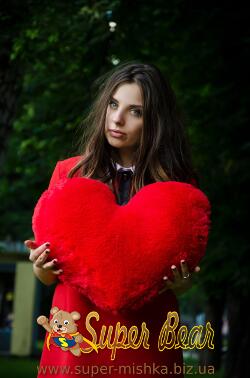 Сердце плюшевое 45 см 190 грн