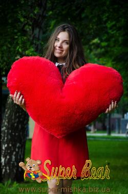 Сердце плюшевое 95 см 290 грн